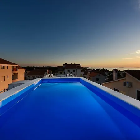 Apartment Perla *