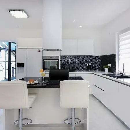 Perla Apartment *