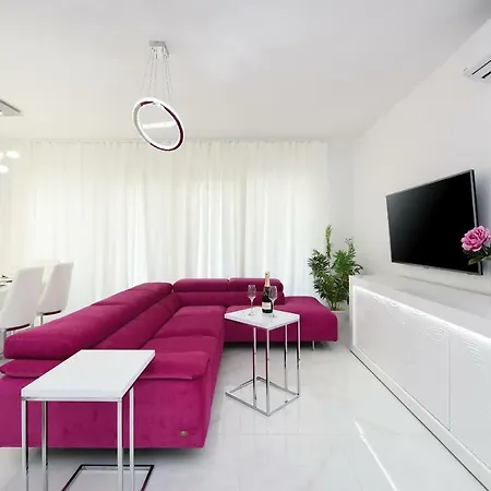 Perla Apartment *