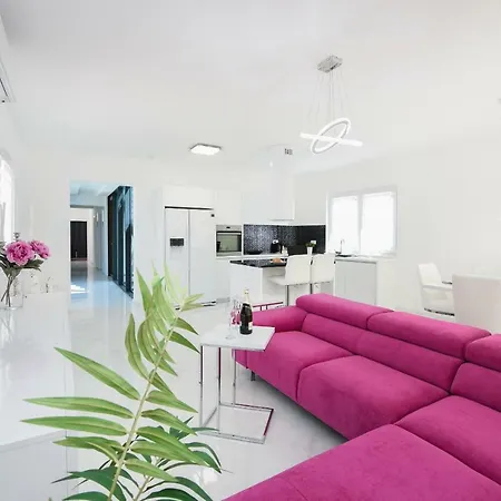 Apartment Perla *